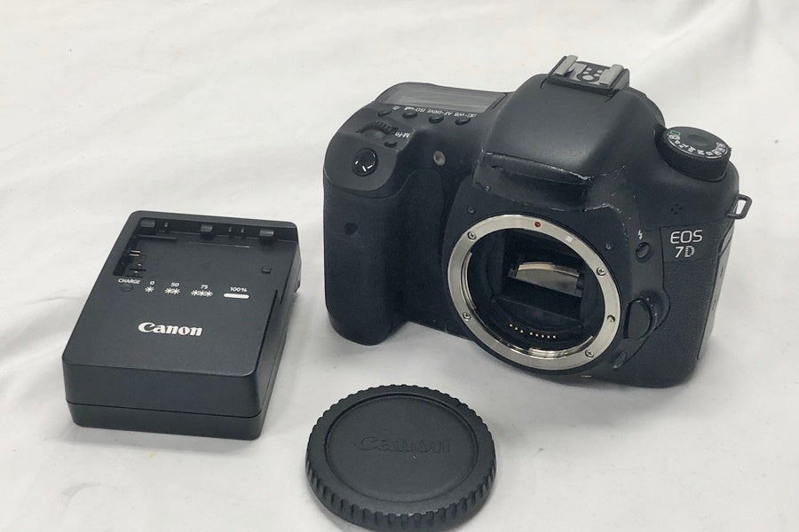 送料無料】◇Canon キヤノン 51）EOS 7Dボディ 1161912409