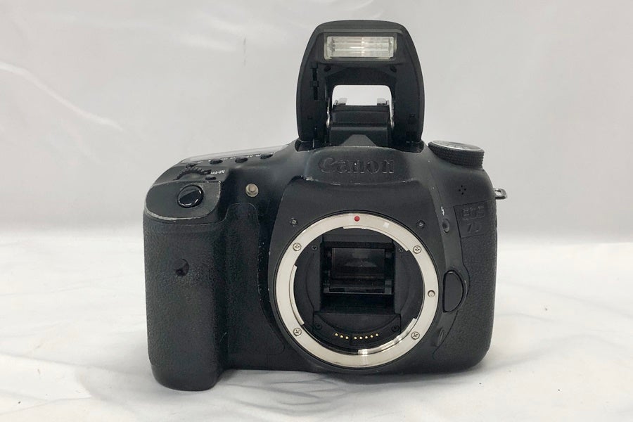 送料無料】◇Canon キヤノン 52）EOS 7Dボディ