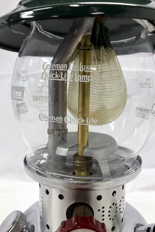 送料無料】◇Coleman コールマン センテニアルランタン 200-444J 100